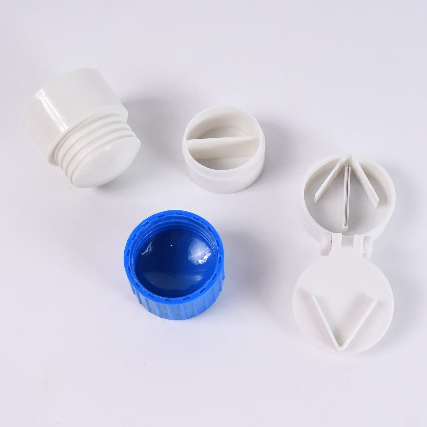 4-in-1 Medicine Cutter, Crusher, Storage Box for Pills