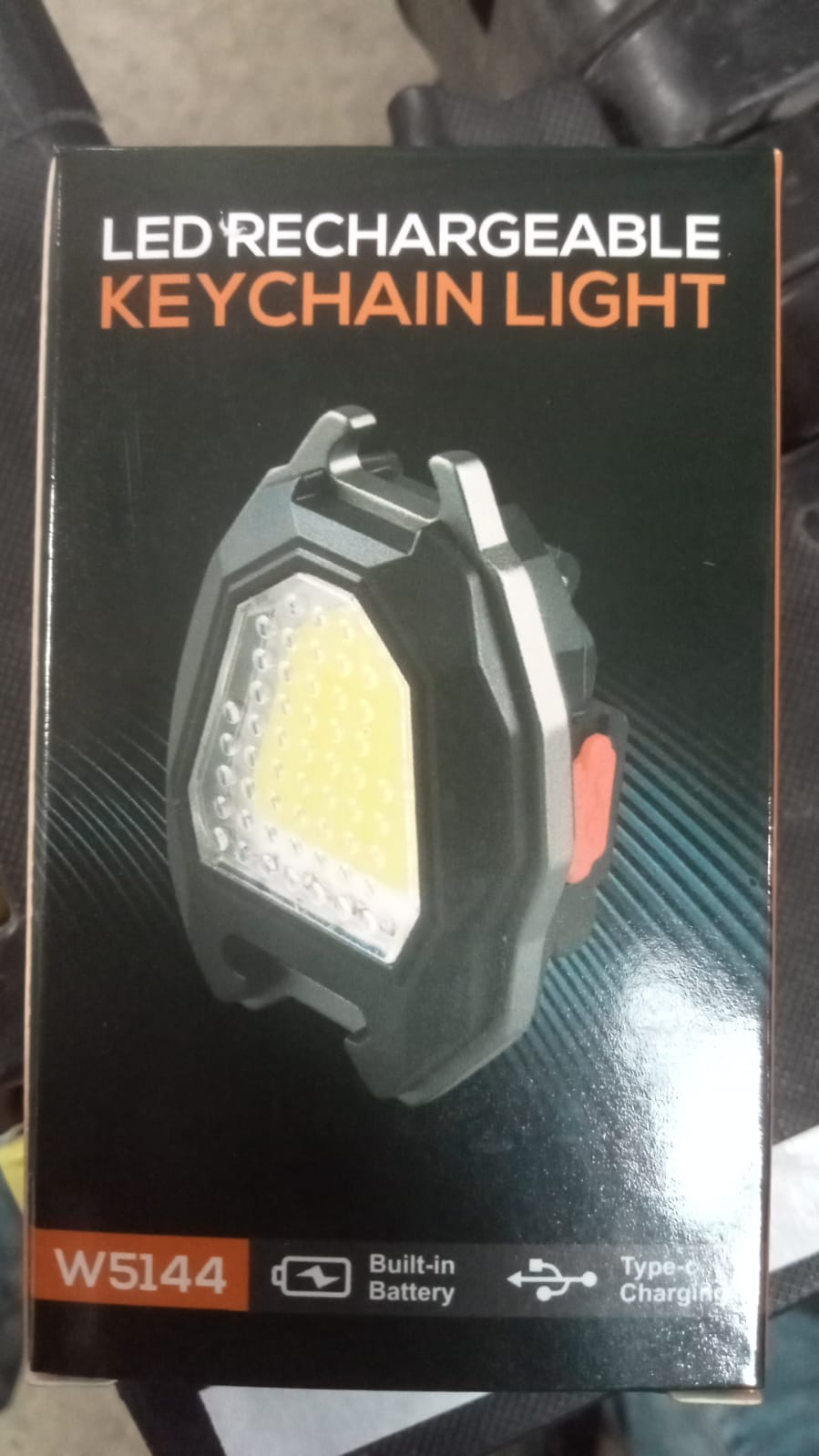Triangular Camping Flashlight with Lighter – 6 Modes, 3 Colors, Waterproof